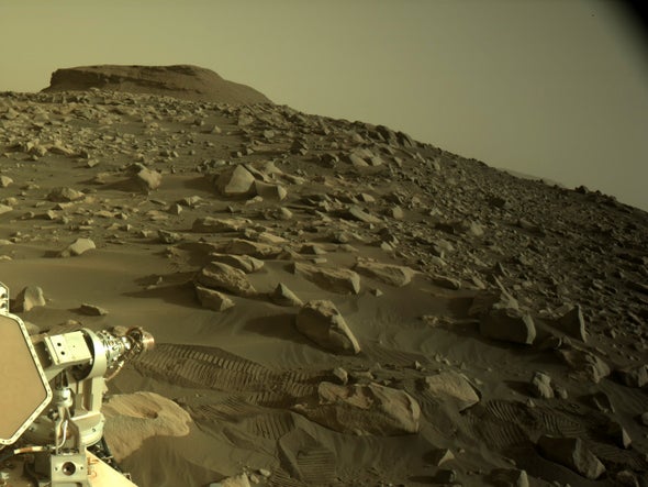 مركبة «بيرسيفيرانس» الجوالة تبدأ بحثها بالغ الأهمية عن الحياة على المريخ