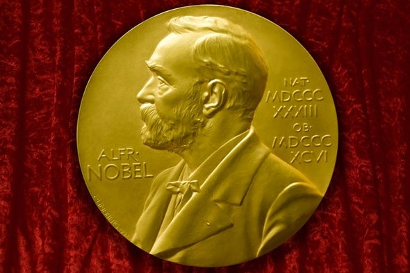 مفارقات «نوبل للفيزياء» تفرض نفسها بقوة قبل إعلان نتائجها الثلاثاء