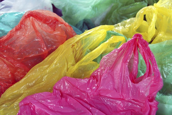 England Cuts Plastic Bag Usage by 6 Billion in 6 Months