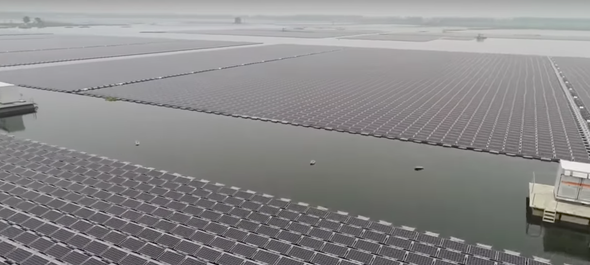 Check Out This Massive Floating Solar Farm in China
