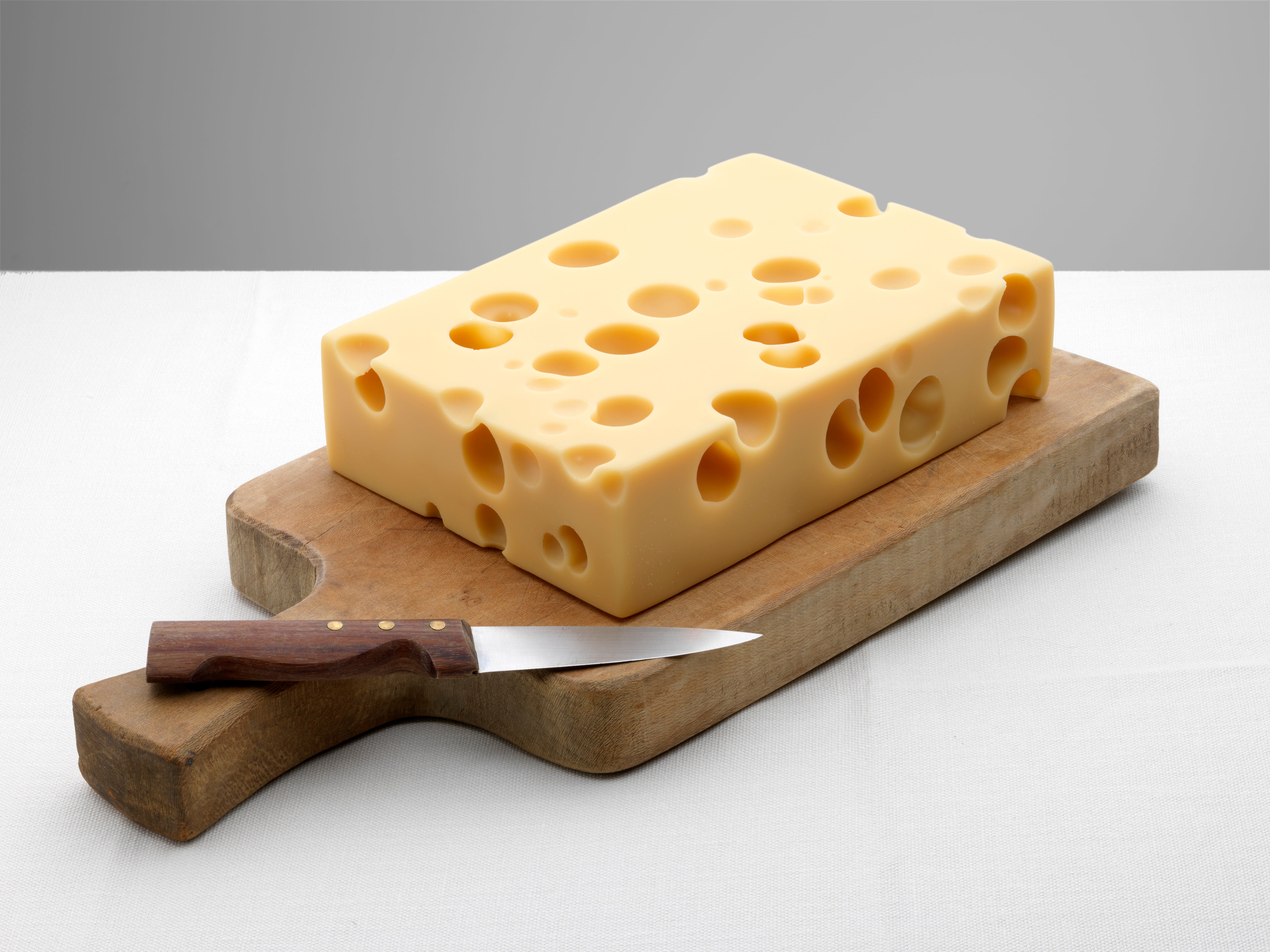 how do you make cheese with holes
