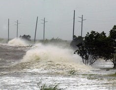 Don't Condemn People Who Don't Evacuate for Hurricane Florence