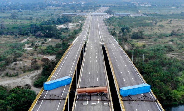 A Bold Proposal for Easing the Venezuela-Colombia Migrant Crisis
