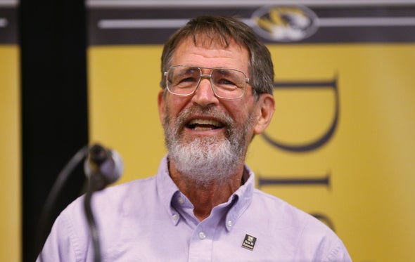 Nobel Laureate Recalls Zoo Inspiration