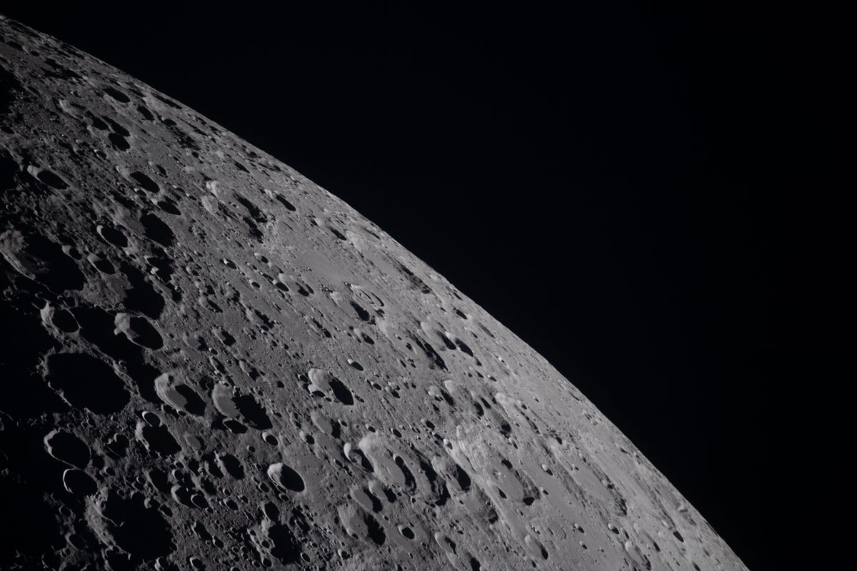 scientificamerican.com - Meghan Bartels - NASA just dropped more than 12,000 Artemis II photos-here's how to see them