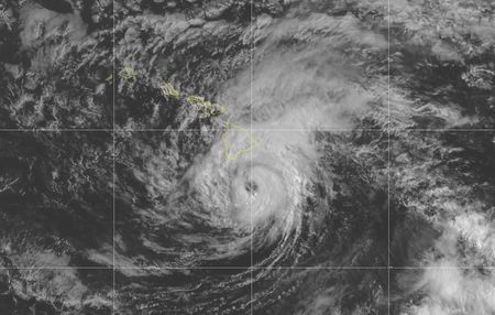 Lala nears Hawaii.
