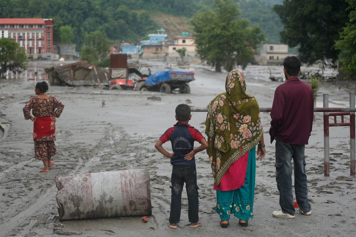 Why glacial collapse likely caused the Nepal disaster—and why climate change will make these events more likely