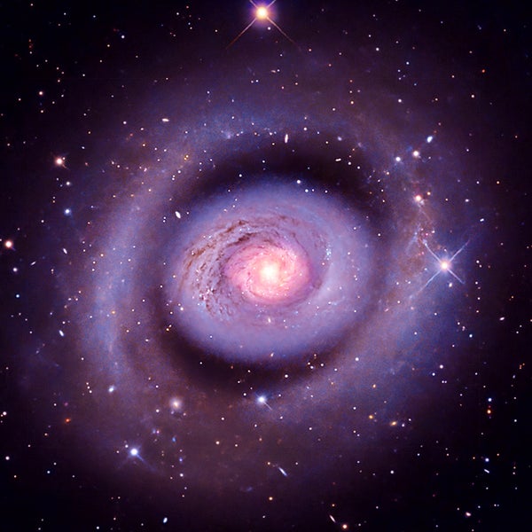 Esta imagen muestra la galaxia NGC 4736, también conocida como Messier 94 o M94.