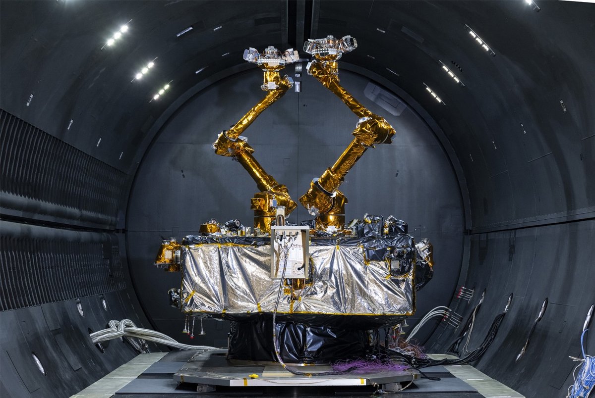 scientificamerican.com - Tom Metcalfe - Robotic rescue missions are sparking a spaceflight revolution