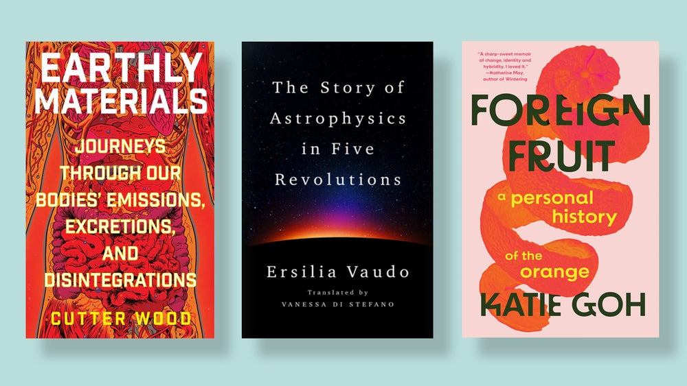 Tres libros sobre un fondo borroso