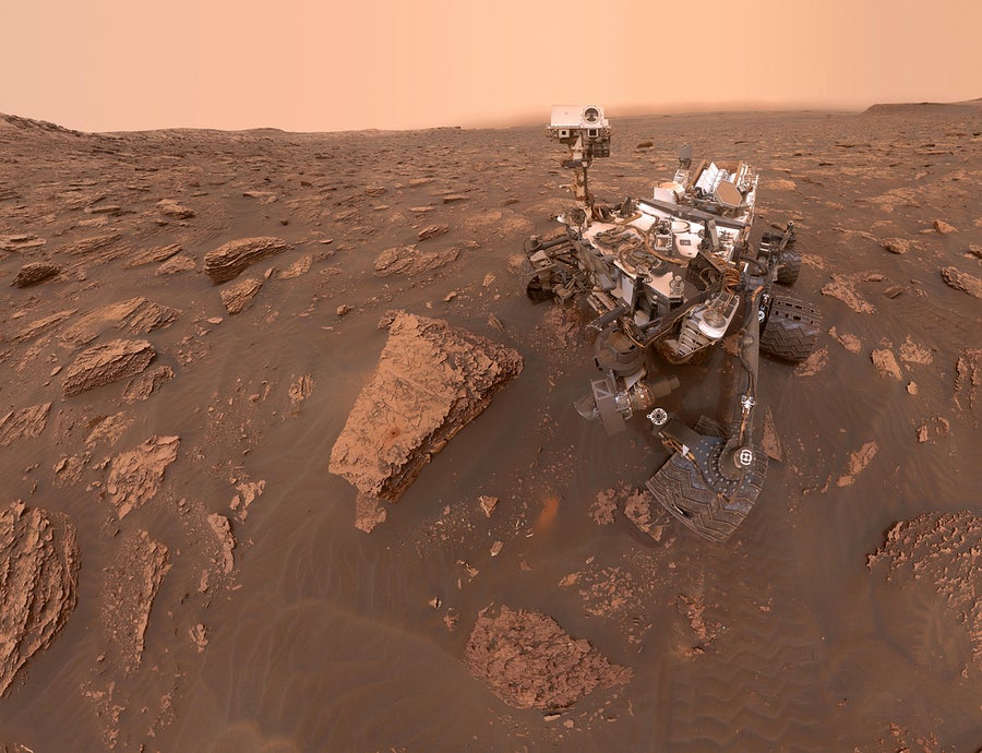 Selfie taken on Mars by land rover, Curiosity
