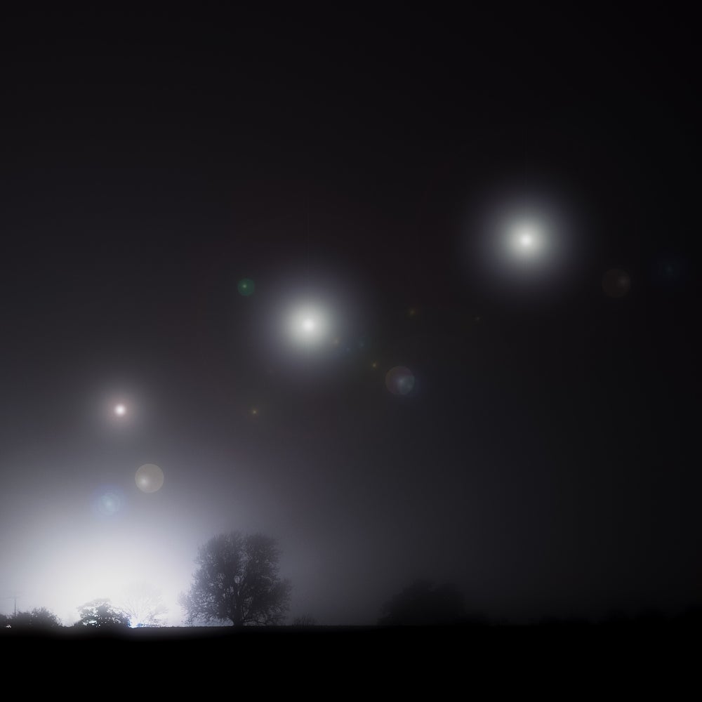https://static.scientificamerican.com/dam/m/1ecd0865cb2774f7/original/GettyImages-1449923133-ufo-lights.jpeg?crop=1%3A1%2Csmart&m=1761601484.7&w=1000