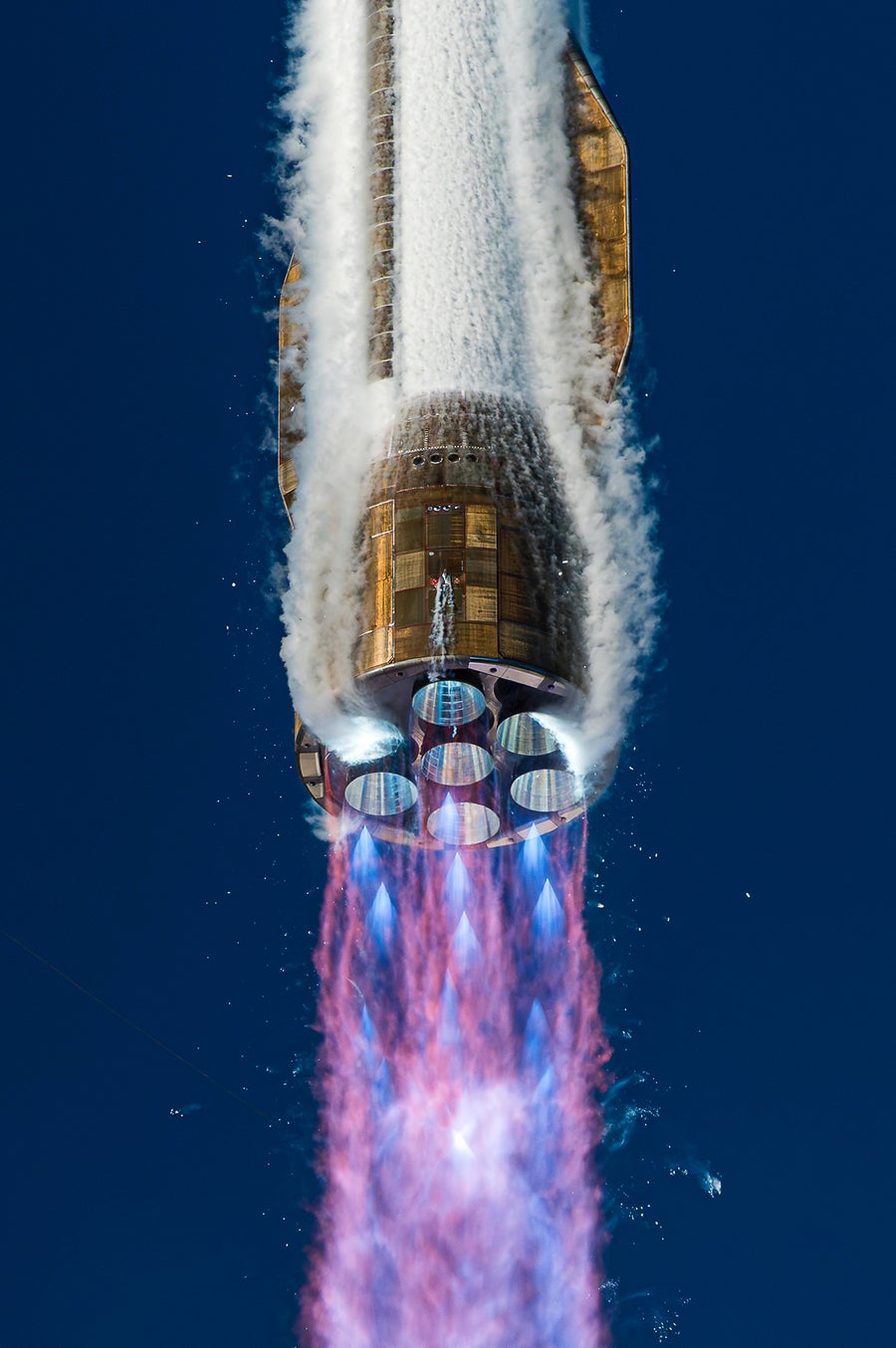 Detailní fotografie startu NASA ESCAPADE na NG-2 společnosti Blue Origin