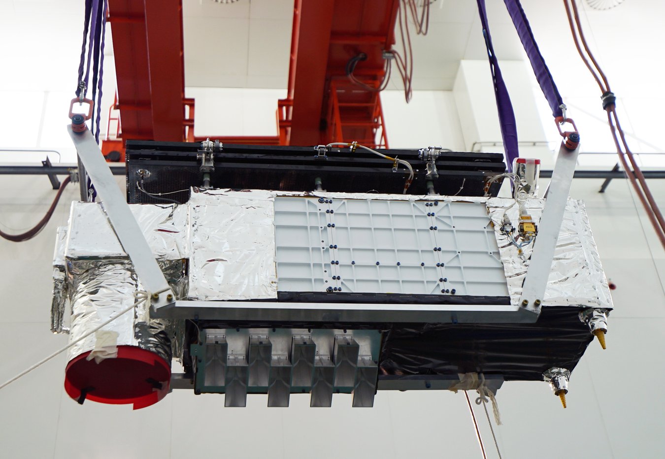Mini-Satellite Sends Encrypted Quantum Message a Record-Breaking ...