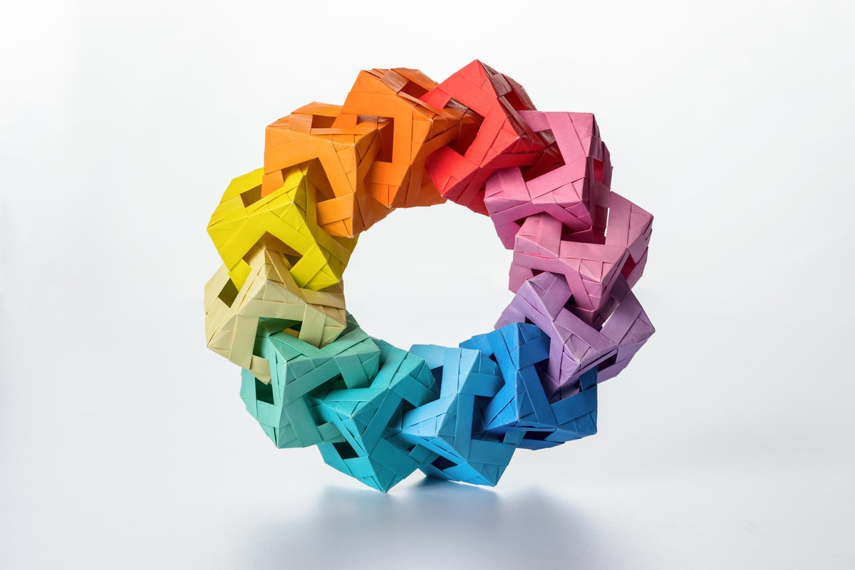 A rainbow geometric circle shape