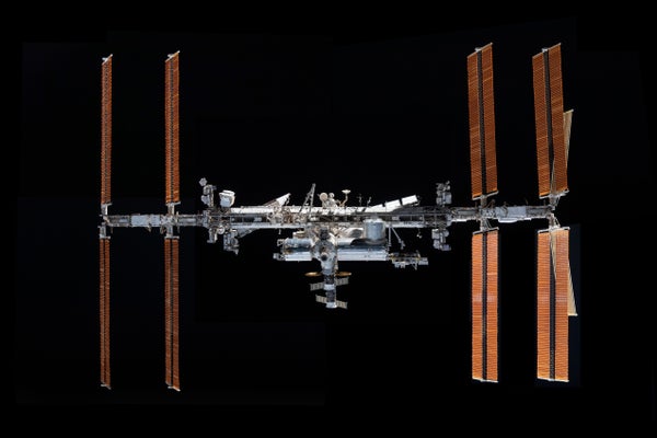 Cómo modificará SpaceX el vehículo Dragon para destruir la ISS