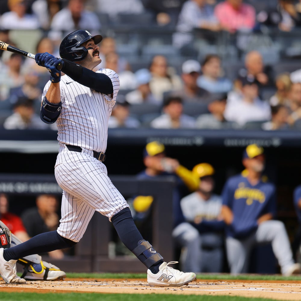 People on football field during daytime photo – Free Baseball Image on  Unsplash, image size:1000x1000