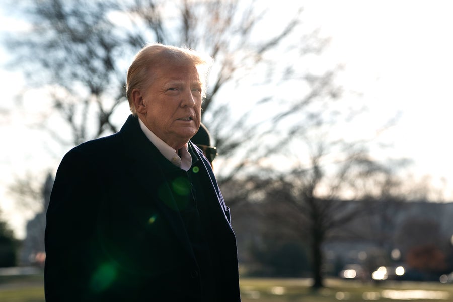 Presidente Trump a caminho de Marine One.