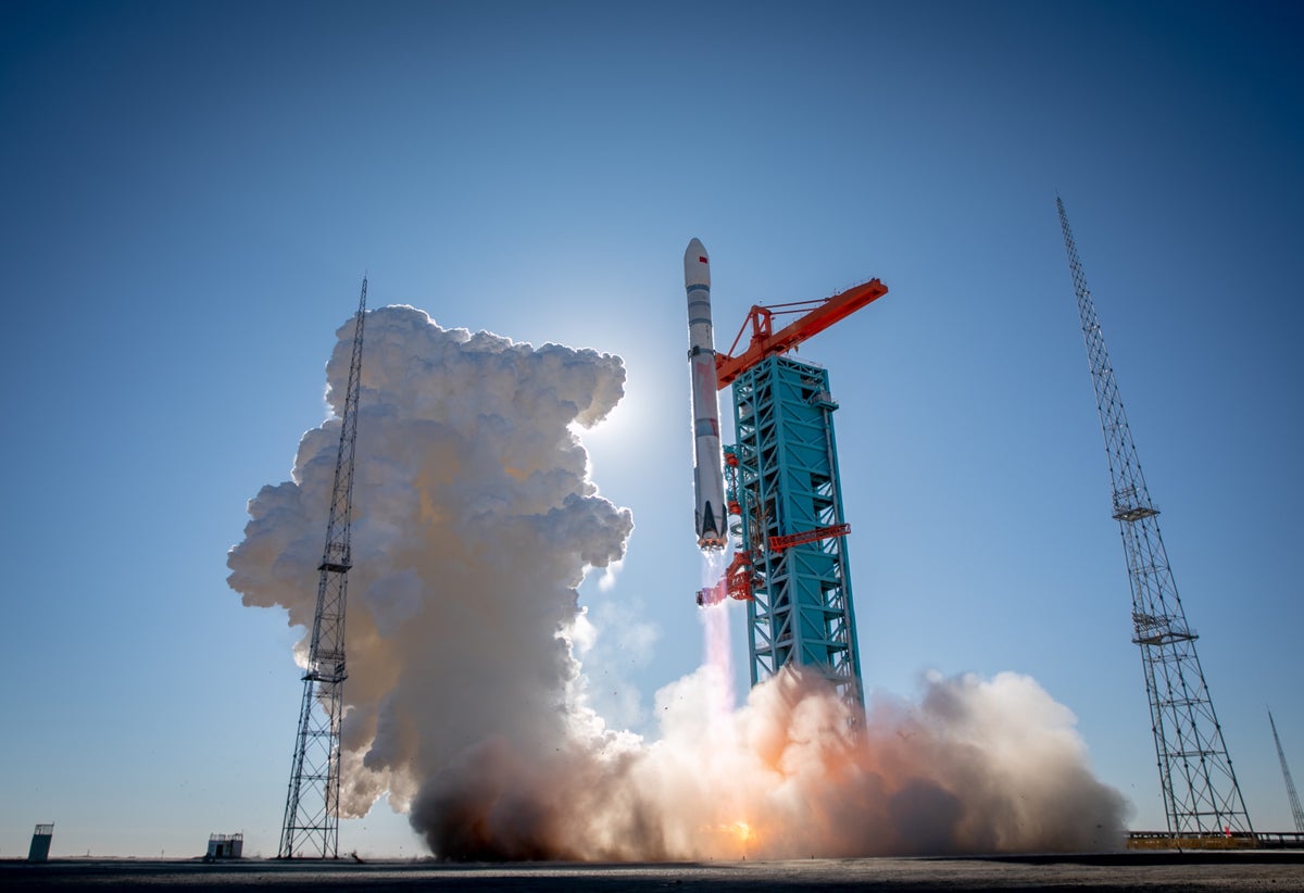 China Tried to Land a Reusable Rocket. It Exploded. The Bigger Story Is What Comes Next