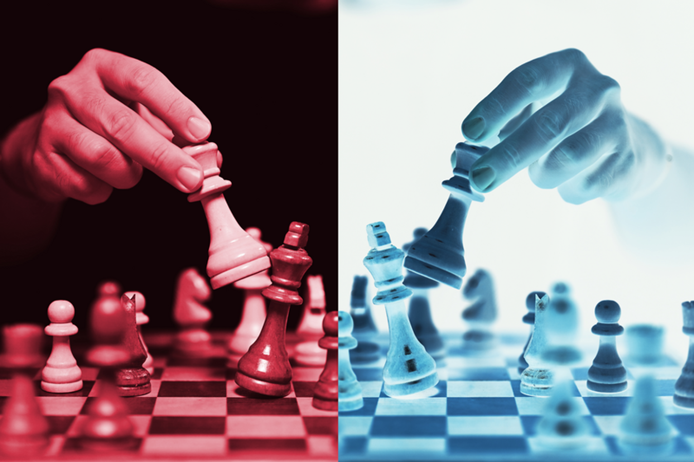 A game of chesse in blue and red images