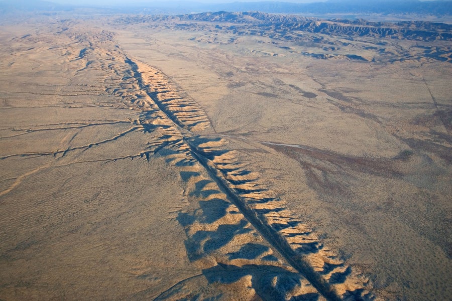https://static.scientificamerican.com/dam/m/67f6c411e3c7b5d9/original/san_andreas_fault_in_california.jpg?m=1760036090.04&w=900