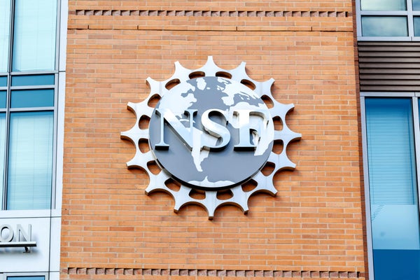 Seal of the National Science Foundation (NSF) di Washington DC