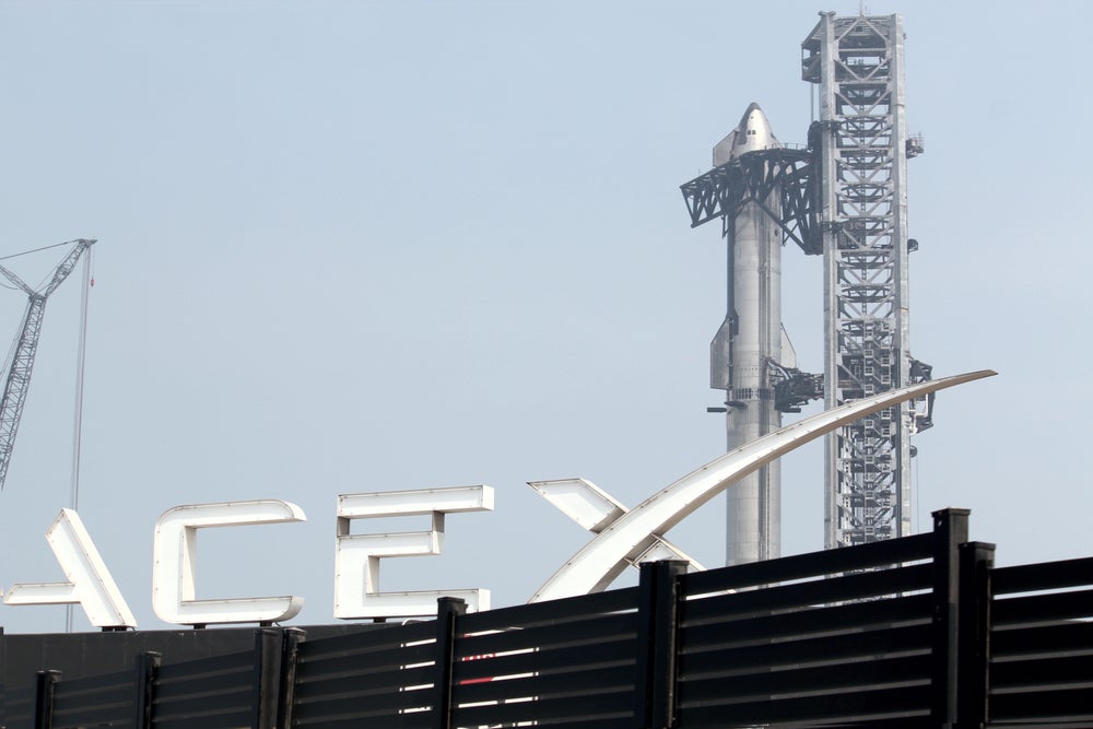 SpaceX’s Starship Succeeds in Final Test Flight of 2025 | Scientific