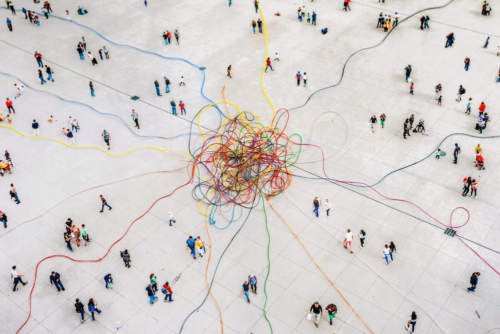 Pedestrian Traffic Turns to Chaos at a Critical Angle, Mathematicians ...