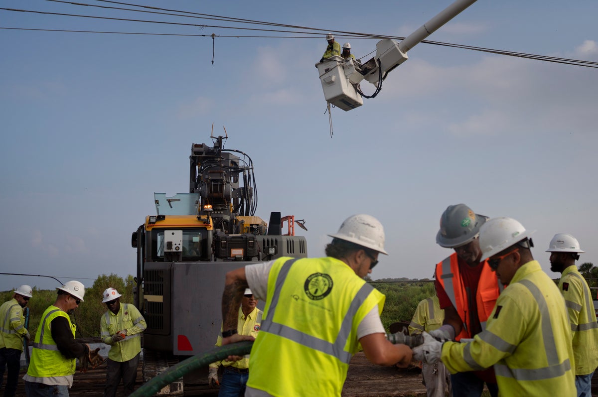 Heat Wave Hits Texas amid Power Outages from Beryl