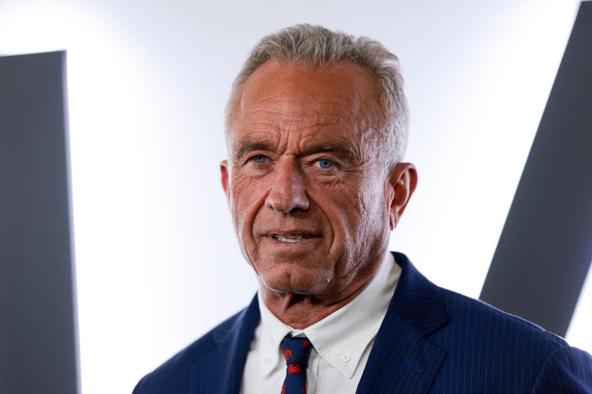 RFK, Jr. just claimed the keto diet can cure schizophrenia. Here's what the science says