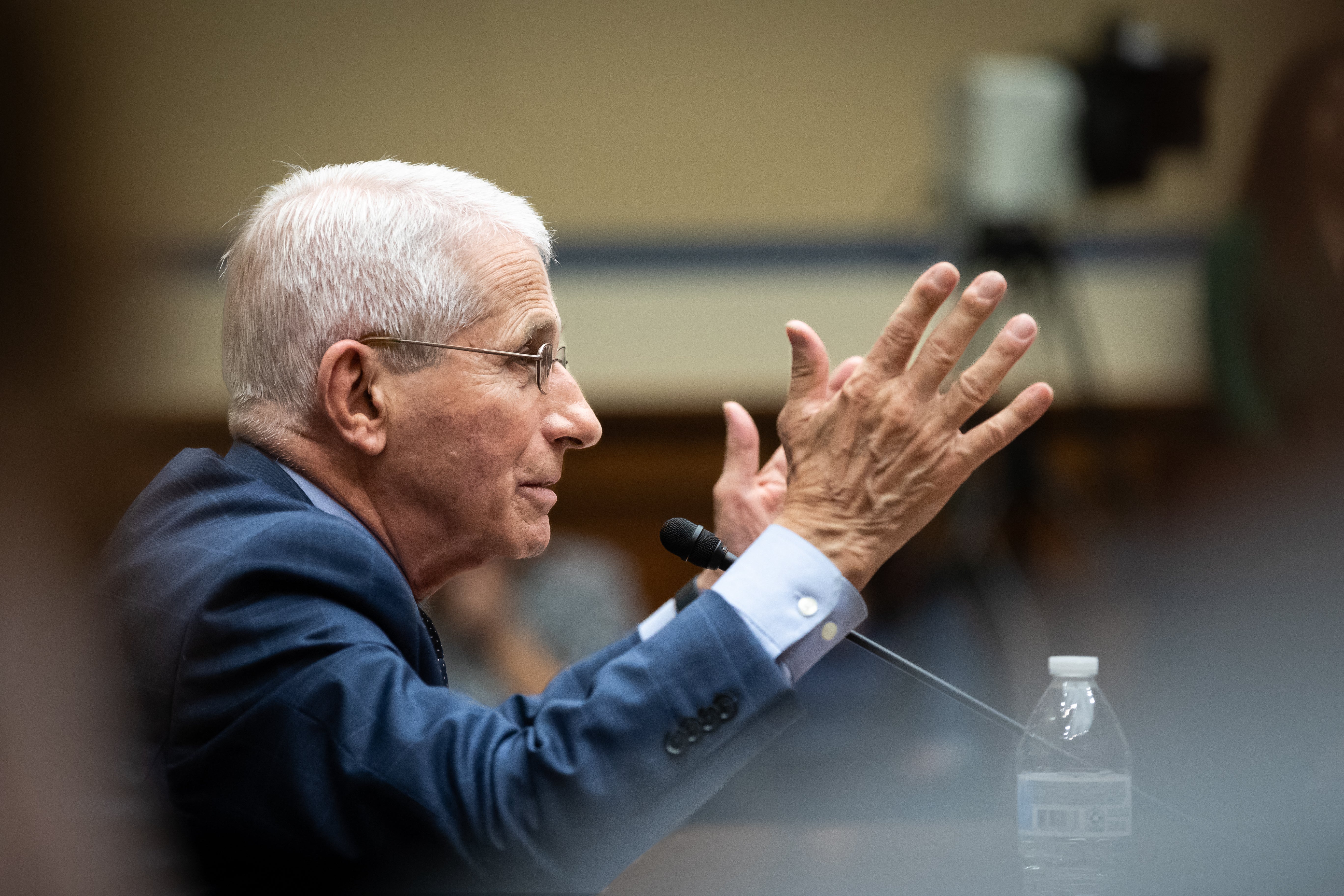 Fauci testimony at pult.