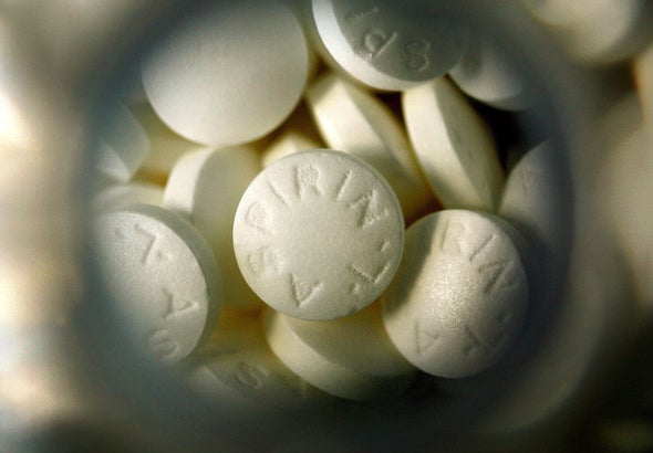 La aspirina reduce las probabilidades de parto prematuro espontáneo en las embarazadas de riesgo