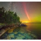 Tiempo, agua y clima: Arco de protones sobre el Lago Superior