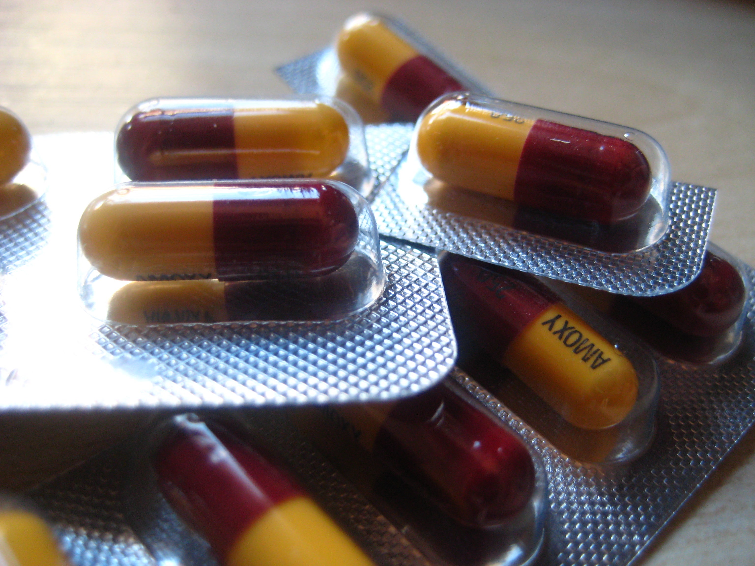 Investigadores del CONICET prueban el derivado de un antibiótico para tratar el mal de Párkinson