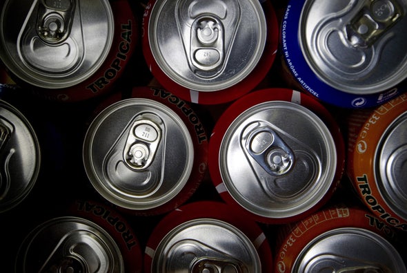 OMS pide más impuestos a bebidas azucaradas para combatir obesidad y diabetes