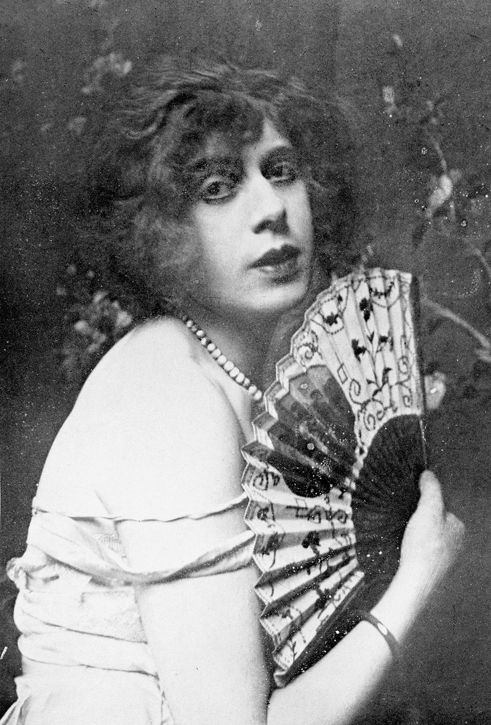 1926 portrait of Lili Elbe.