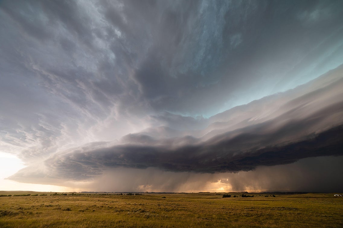 A dramatic derecho moves across eastern Montana. 