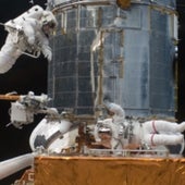 <b>Hubble Servicing Mission</b>