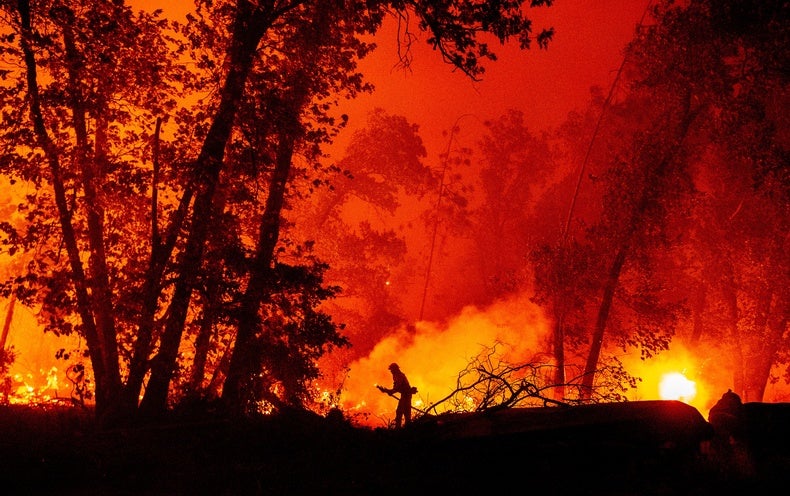 Le changement climatique intensifie les incendies de forêt en Californie