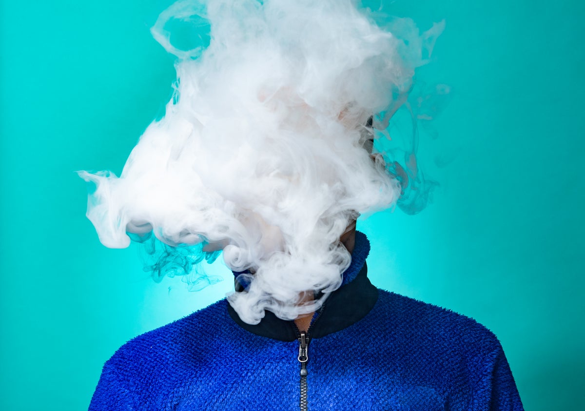 Social Media Bots Deceive E-cigarette Users | Scientific American
