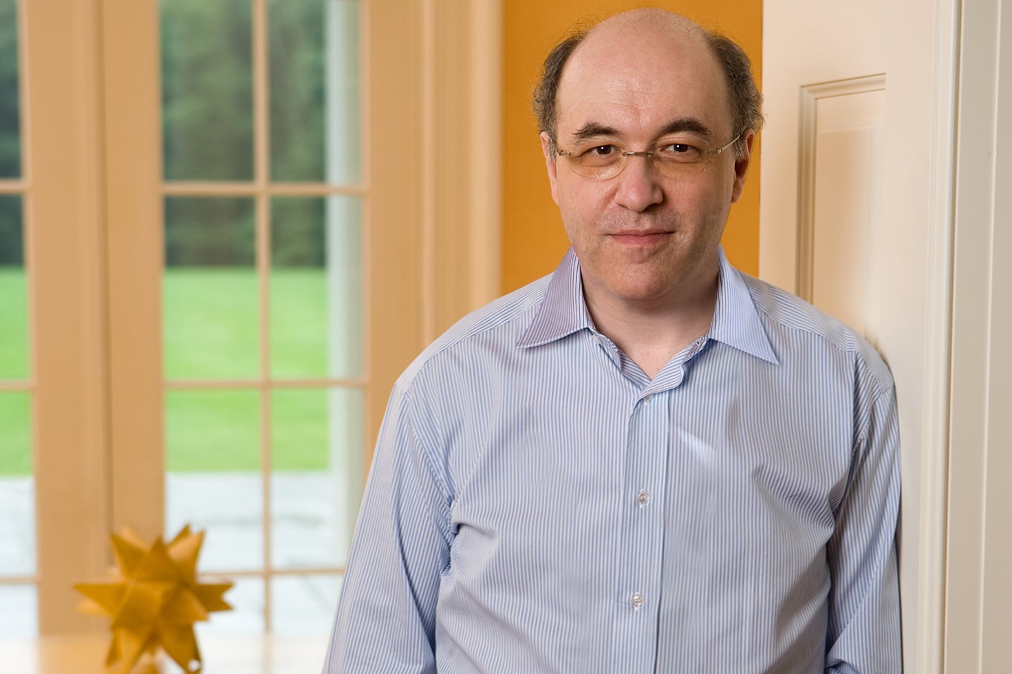 Physicists Criticize Stephen Wolfram’s ‘Theory of Everything’