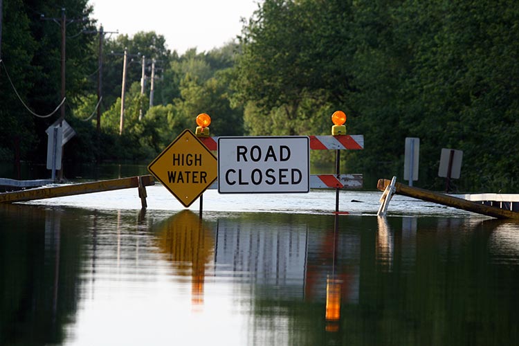 Record Flooding Hits U.S. Midwest, Threatens South - Scientific American