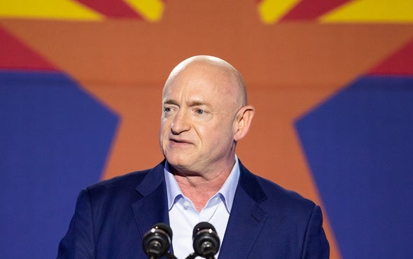 Mark Kelly Becomes 4th Astronaut Elected to Congress