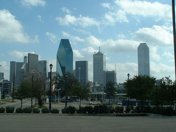 Scores of People Potentially Exposed to Dallas Ebola Patient