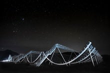 Mysterious Fast Radio Bursts Come in Two Distinct Flavors