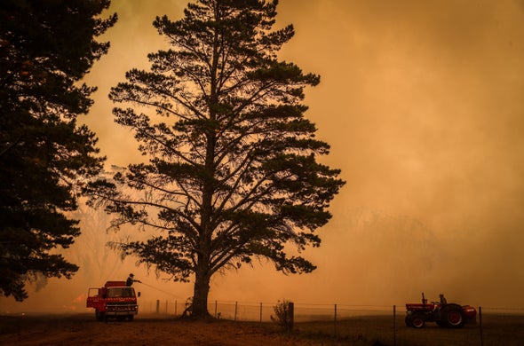 As Fires Rage, Australia Pushes to Emit More Carbon