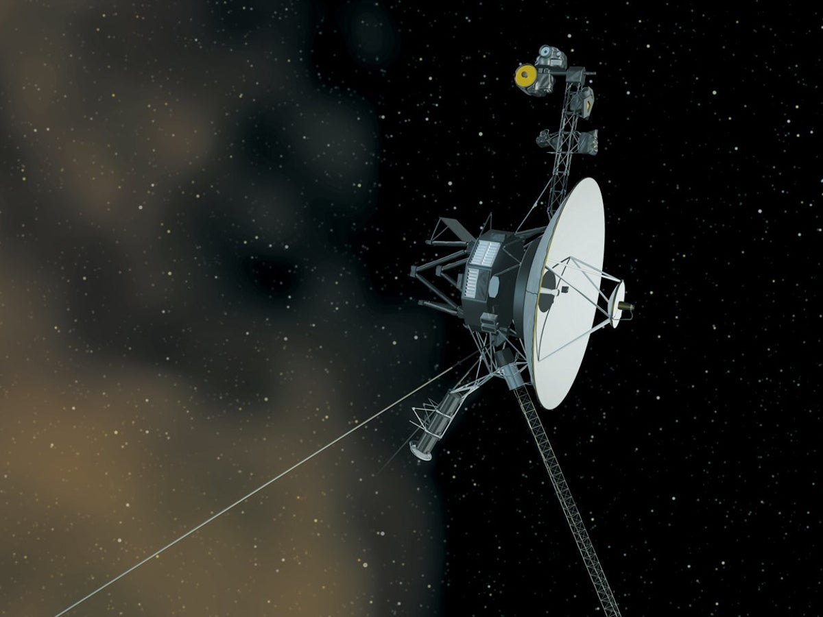 旅行者号”破纪录的宇宙飞船开始关闭电源| 《大众科学》 - 大众科学