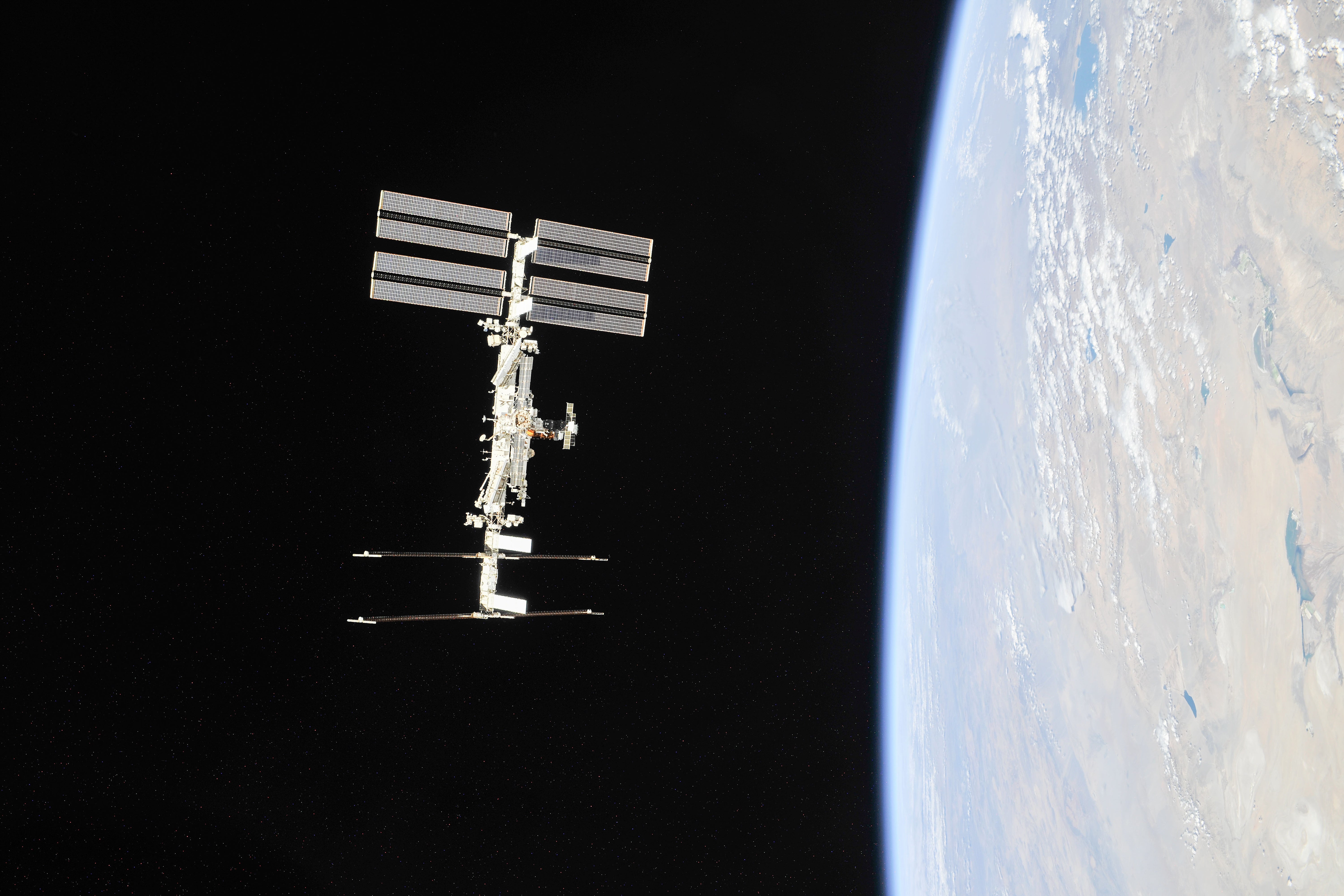 Universe's Coolest Lab Creates Bizarre Quantum Matter in Space