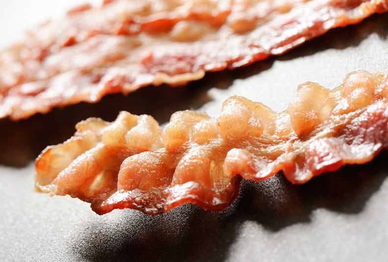 Lettuce Produces More Greenhouse Gas Emissions Per Calorie Than Bacon