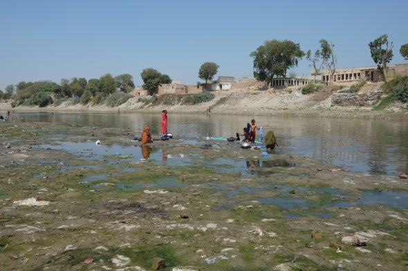 Pakistan Is Racing to Combat the World's First Extensively Drug-Resistant Typhoid Outbreak